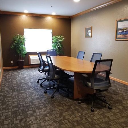 Holiday Inn Express Winfield - Teays Valley Hurricane Eksteriør billede