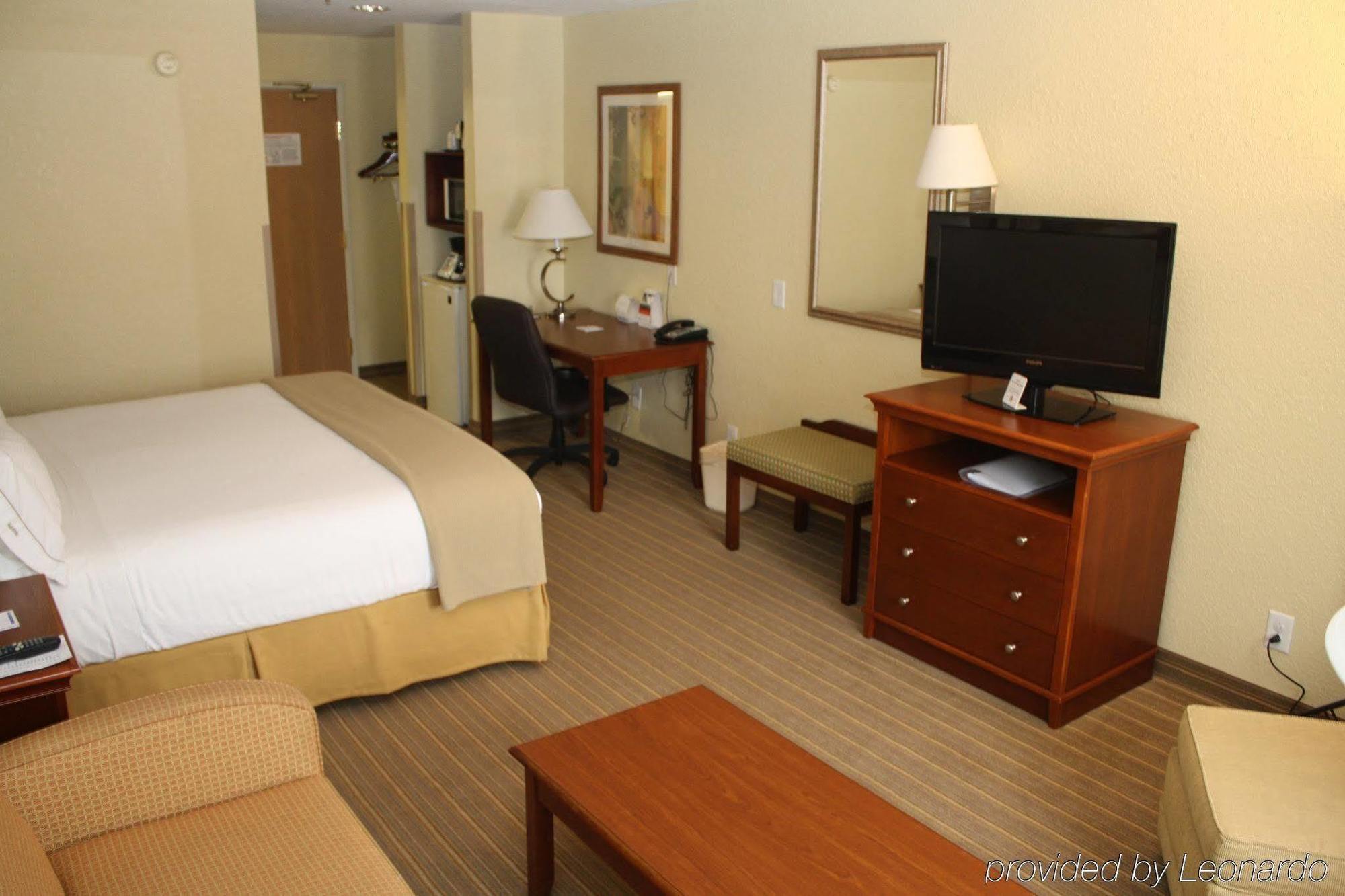 Holiday Inn Express Winfield - Teays Valley Hurricane Eksteriør billede