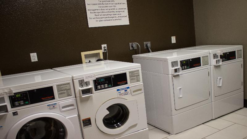 Holiday Inn Express Winfield - Teays Valley Hurricane Eksteriør billede