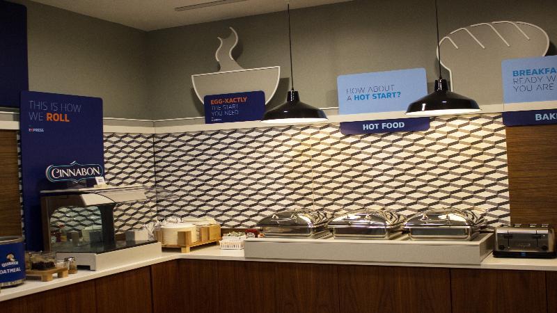 Holiday Inn Express Winfield - Teays Valley Hurricane Eksteriør billede